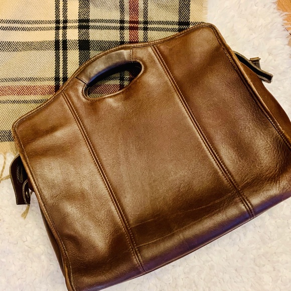 Coach Handbags - 9995 Vintage COACH Leather Messenger Shoper Tote